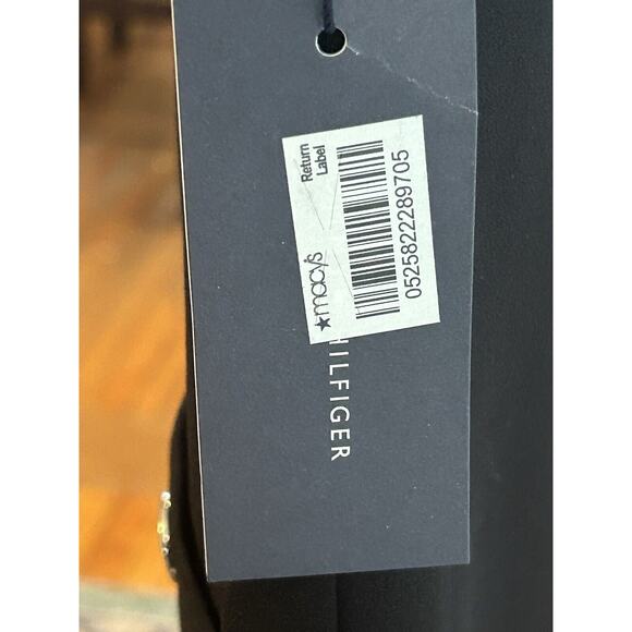 Tommy Hilfiger Women's size 4 Black Sheath Dress with Grommet Detail NWT - Picture 4 of 5